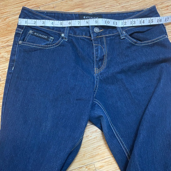 Vintage RocaWear Junior Skinny Blue Jeans size 13 Embroidered Pockets - Picture 9 of 12